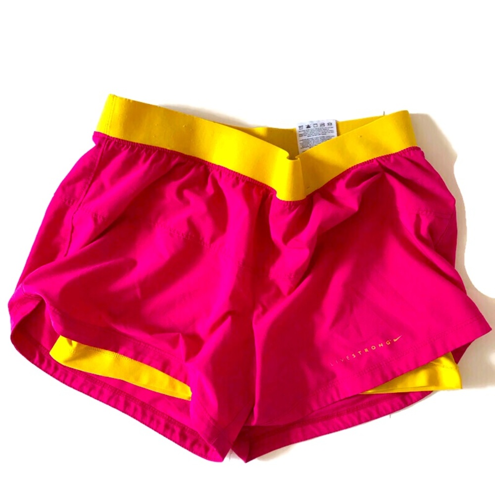 NIKE Livestrong Dri Fit Shorts with Undershorts S